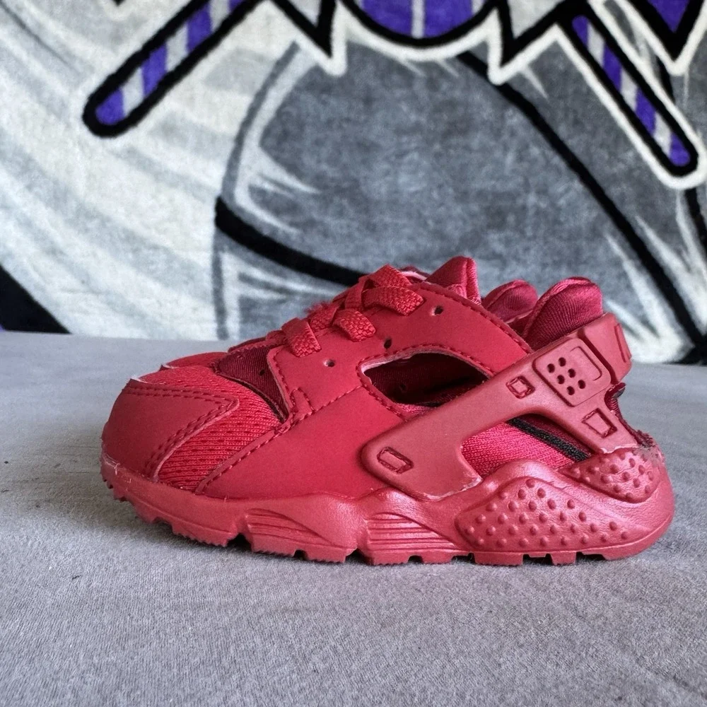 Size 5c - Nike Huarache Run University Red 704950-600 Toddler Shoes Boys